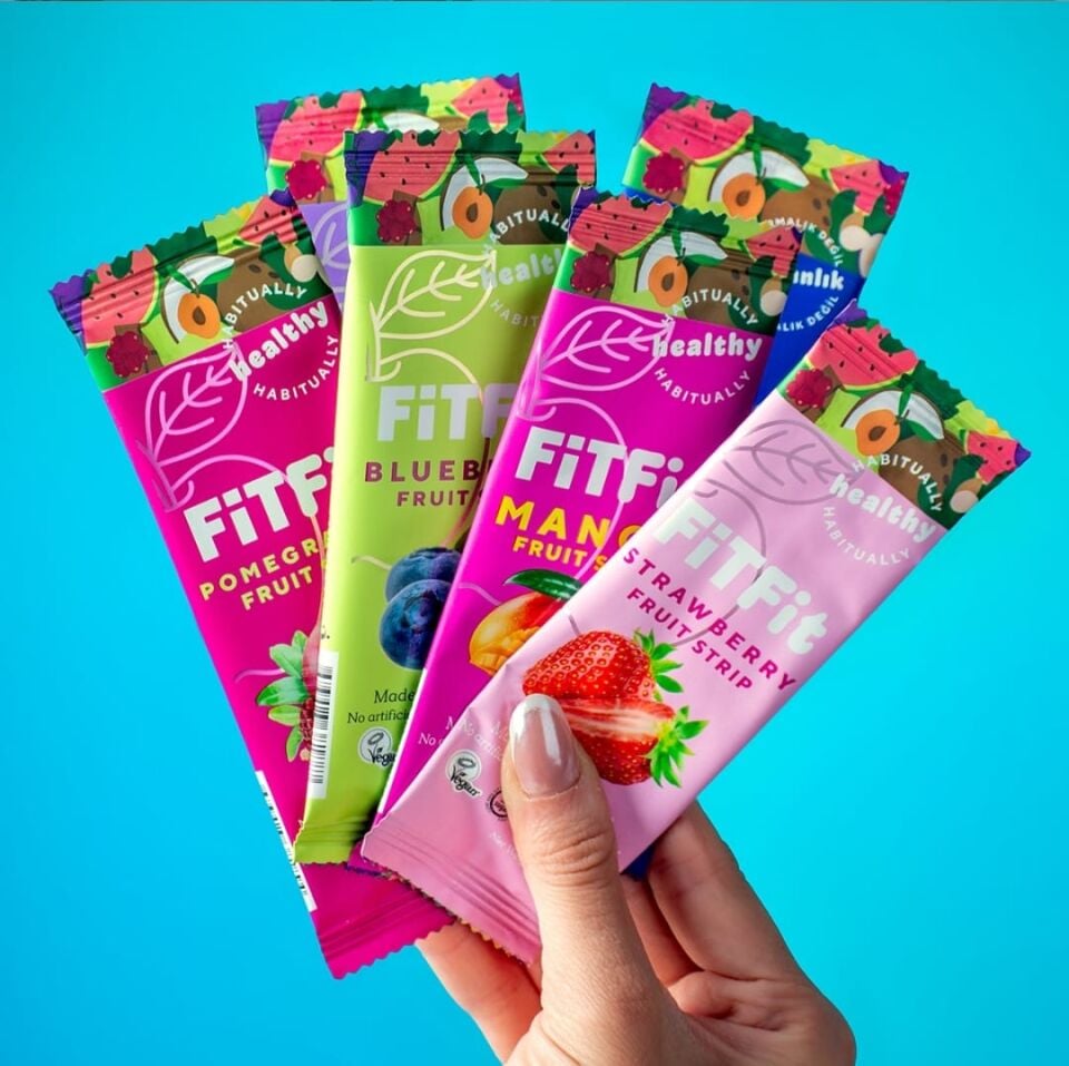 FitFit Çilek Meyve Pestili Glutensiz ve Doğal Meyve Atıştırmalığı 14GR X 12 ADET