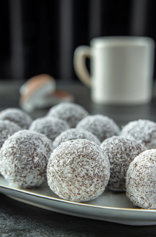 FitFit Hindistan Cevizi Kaplı Hurma Fındık Meyve Topları, Doğal Atıştırmalık 36 gr X 5 ADET